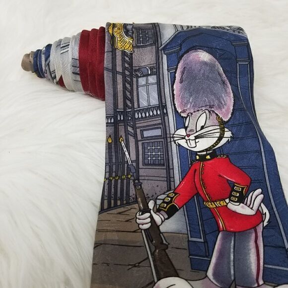 Looney Tunes Changing Of The Guard Mens Silk Tie - Picture 2 of 7